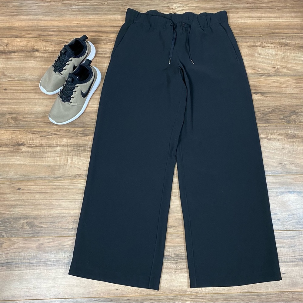 Lululemon On The Fly Wide Leg Woven